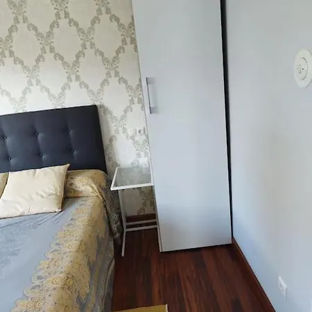 Casa En El Centro De Bezana * סנטה קרוז דה בת'אנה