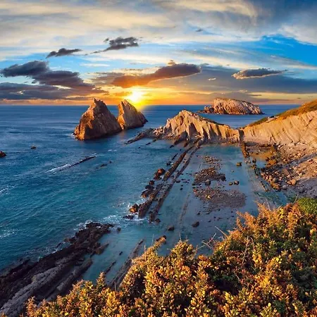 Casa En El Centro De Bezana *