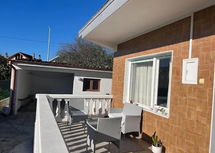 Casa En El Centro De Bezana 圣克鲁斯德韦萨纳