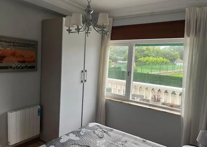 Casa En El Centro De Bezana * 圣克鲁斯德韦萨纳