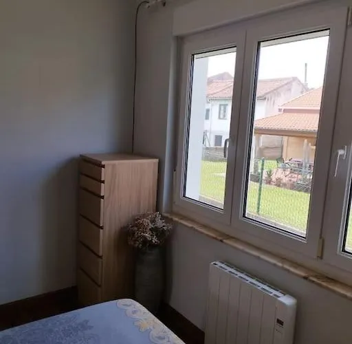 아파트 Casa En El Centro De Bezana 산타 크루스 데 베자나