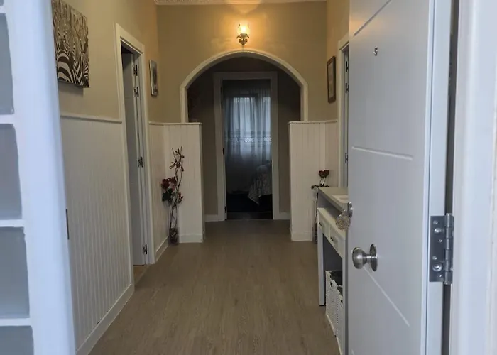 Casa En El Centro De Bezana 아파트 *